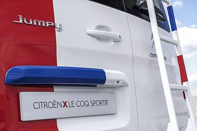 雪铁龙,乐卡克,环法自行车,后勤车,修车铺 雪铁龙,乐卡克,环法自行车,后勤车,修车铺