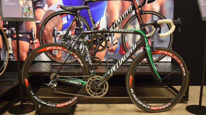 �첽Ҳ���� �첽�ذ峵��pop up store�ڱ���ʱ��ҵ