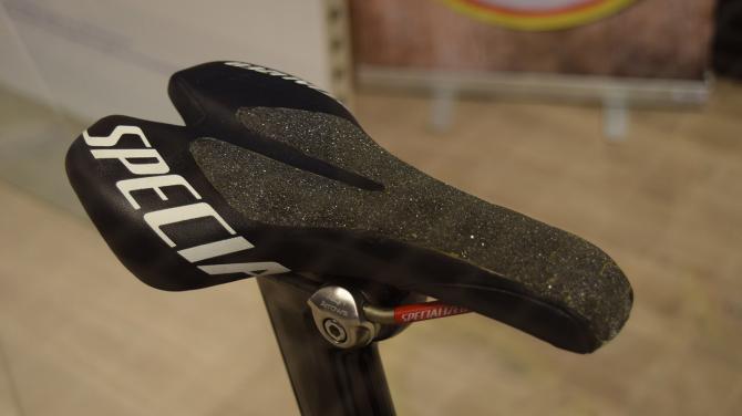 �첽Ҳ���� �첽�ذ峵��pop up store�ڱ���ʱ��ҵ