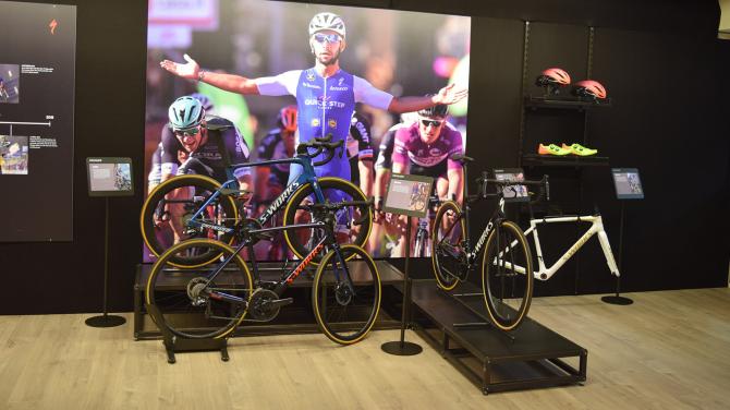 �첽Ҳ���� �첽�ذ峵��pop up store�ڱ���ʱ��ҵ