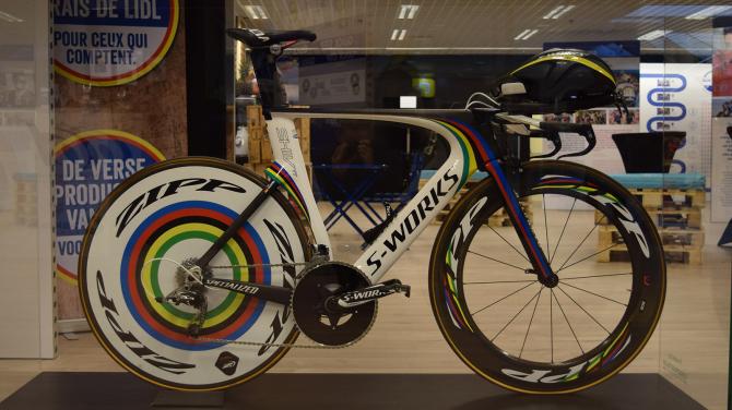 �첽Ҳ���� �첽�ذ峵��pop up store�ڱ���ʱ��ҵ