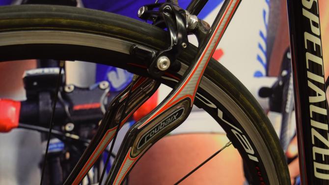 �첽Ҳ���� �첽�ذ峵��pop up store�ڱ���ʱ��ҵ