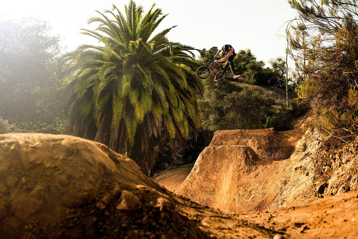 在加州,要去这个土壕家里玩BMX才够爽 在加州,要去这个土壕家里玩BMX才够爽