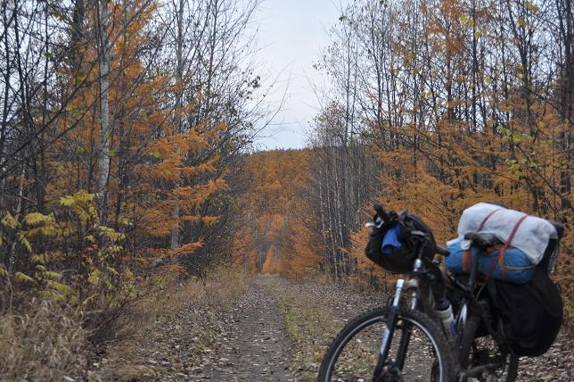 外星人骑车环游中国