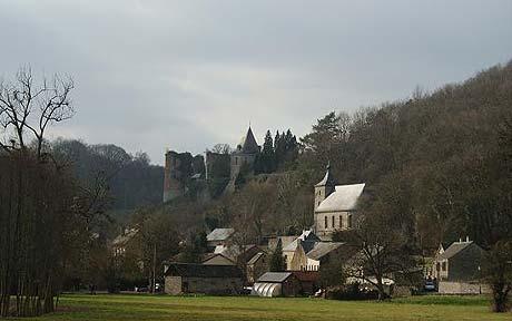 Scene in France - The bicycle diaries: Is that squeak my knees or the gears?