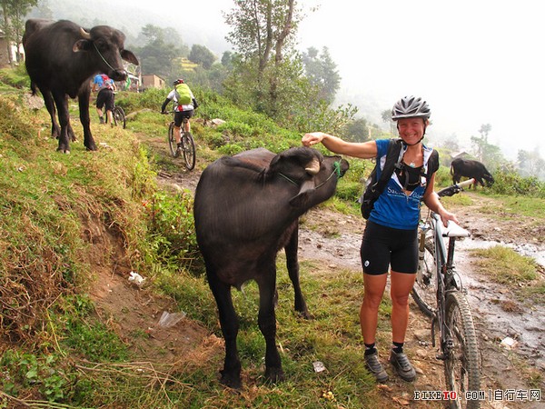 骑游尼泊尔加德满都