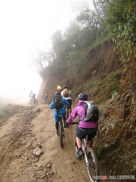 骑游尼泊尔加德满都