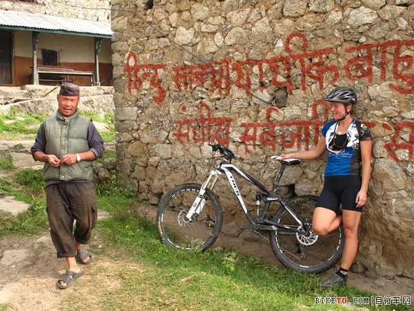 骑游尼泊尔加德满都