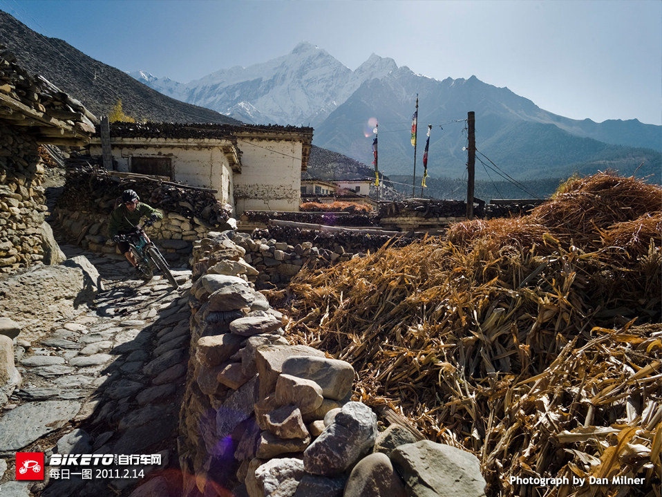 ɽ�س��˶�����˲��