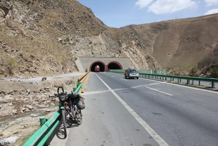 ����������ɽ