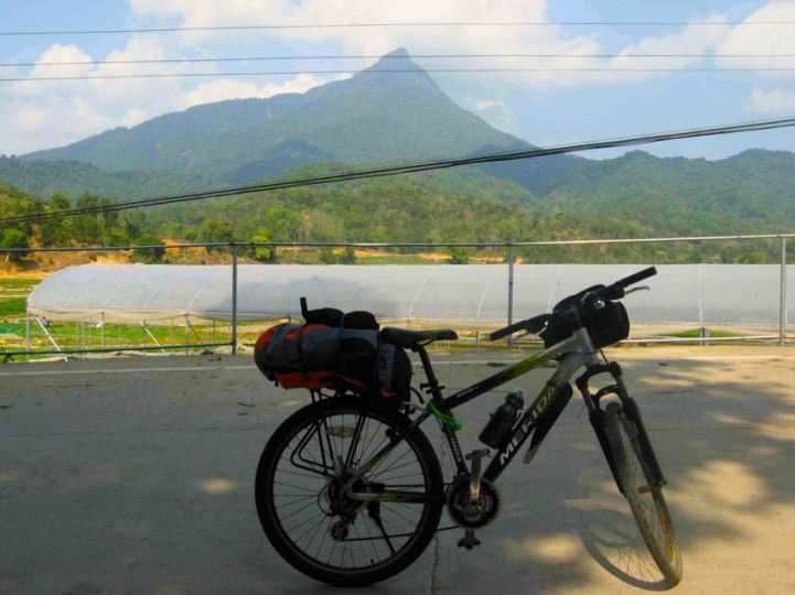 孤独人生路——独行海南岛