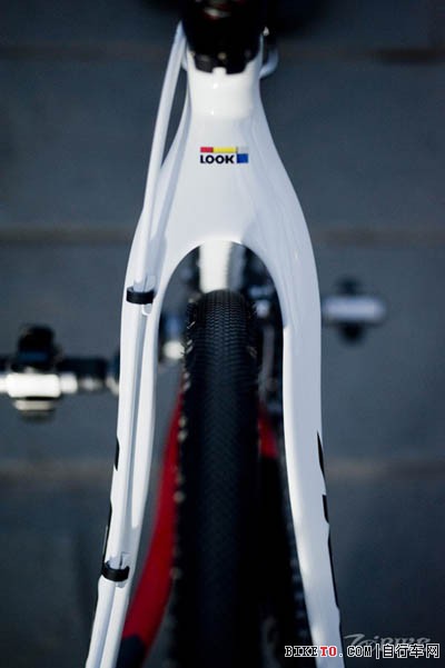 “穿越”大都— LOOK X-85公路越野车