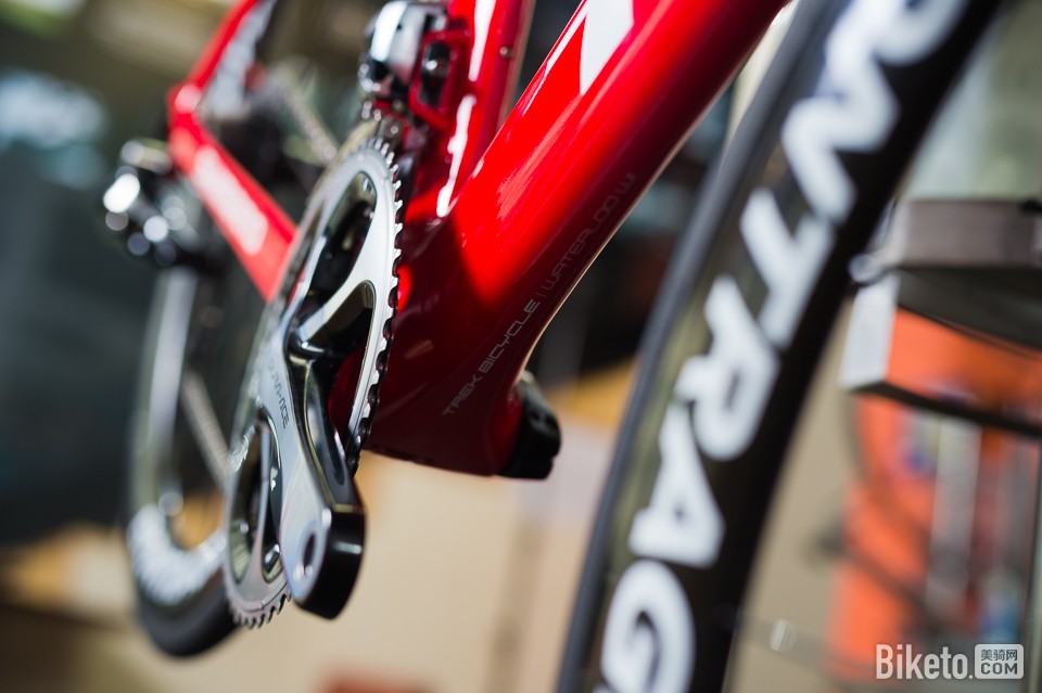 ��װ����