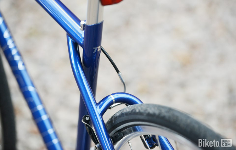 700Bike后街量产车道路测试 700Bike后街量产车道路测试