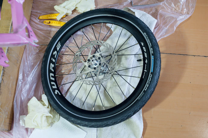 粉红妹子的粉红鸟车改装记 粉红妹子的粉红鸟车改装记