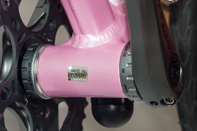 粉红妹子的粉红鸟车改装记 粉红妹子的粉红鸟车改装记