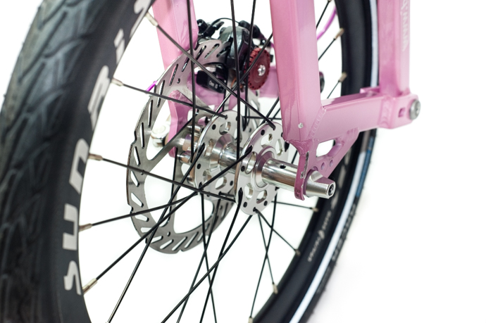 粉红妹子的粉红鸟车改装记 粉红妹子的粉红鸟车改装记