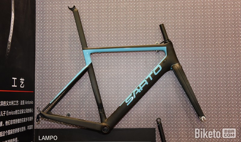 ���г�����ġ��÷족 Sarto���ƹ�·��