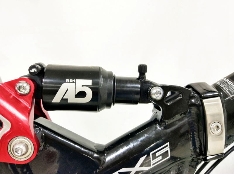 前后四连杆避震折叠车,霸气越野欧亚马FBI-OX5HD震撼上市 前后四连杆避震折叠车,霸气越野欧亚马FBI-OX5HD震撼上市