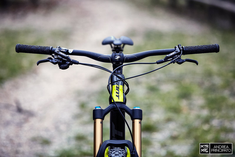 2017 GIANT TRANCE ADVANCED 1 2017 GIANT TRANCE ADVANCED 1