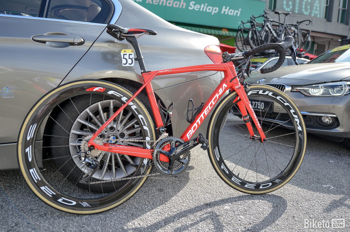 Androni.jpg Androni.jpg