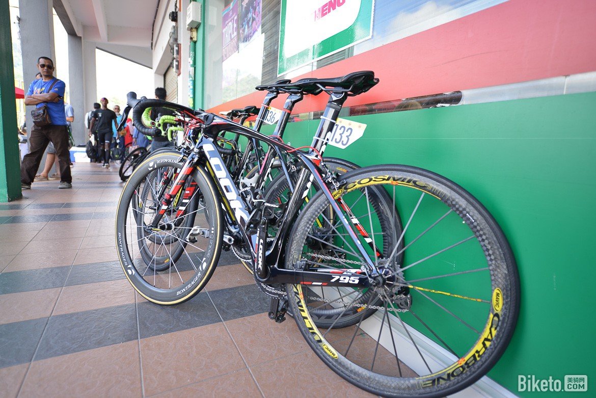 D80_1618.jpg D80_1618.jpg