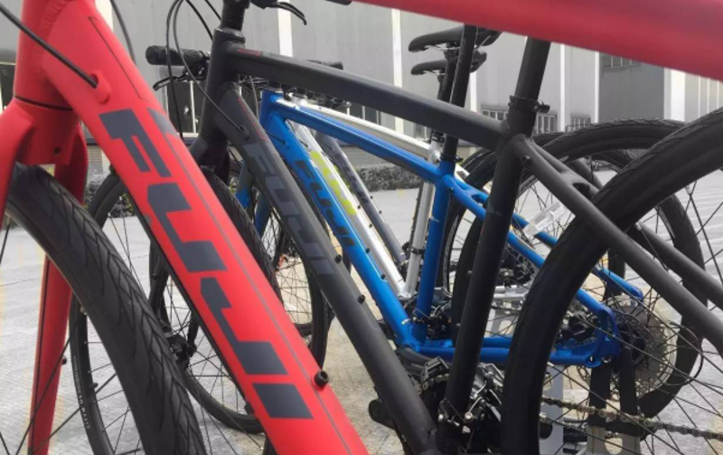 Fuji Absolute���г�