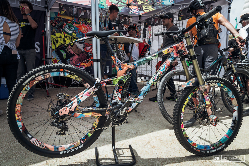 Sea Otter����Ϳװ����