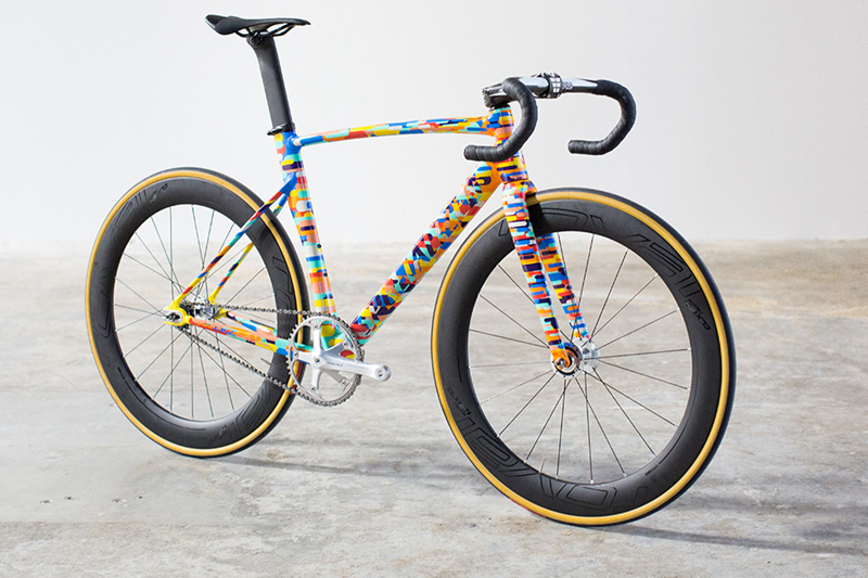 花得有内涵 Specialized红钩赛涂装再临 花得有内涵 Specialized红钩赛涂装再临