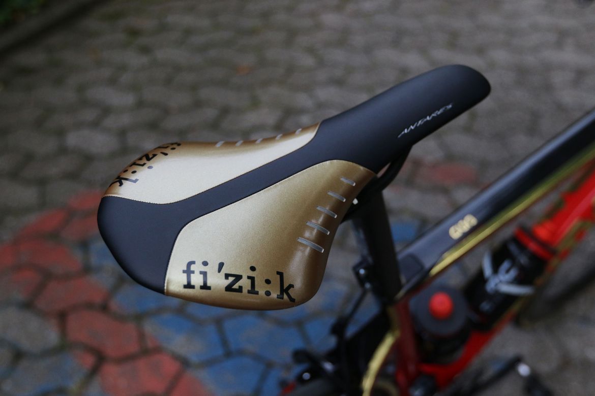 车手战车 范·阿维马特的订制新SLR01 车手战车 范·阿维马特的订制新SLR01