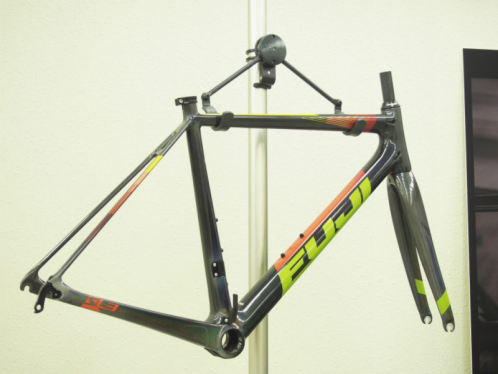 Fuji推出Remix涂装订制系列 Fuji推出Remix涂装订制系列