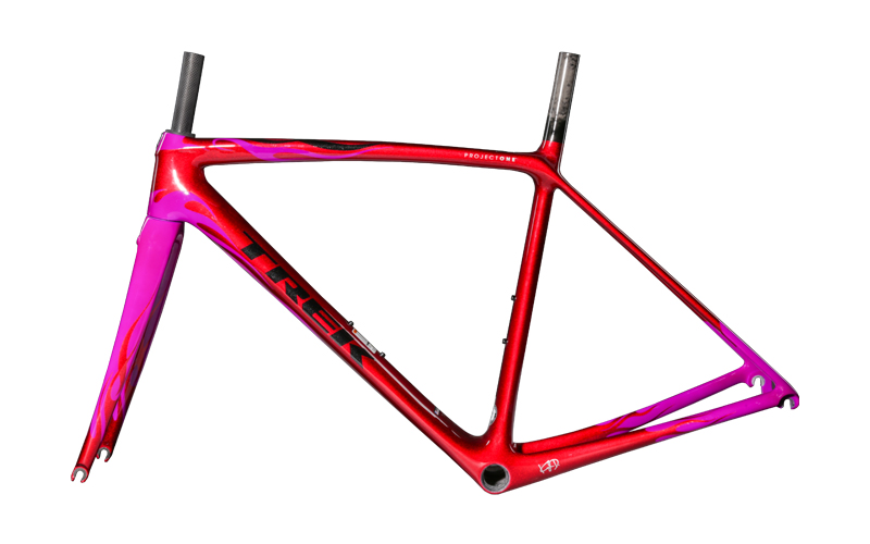 ³˫ TREK P1жٴε