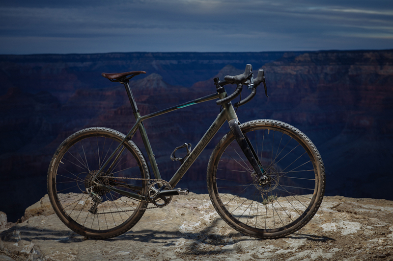 Rocky Mountain�Ƴ�SOLO Gravel Bike