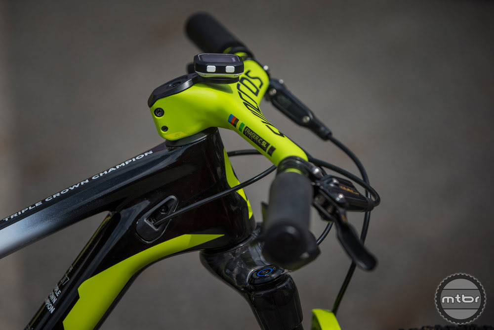 nino Scott Spark RC 900