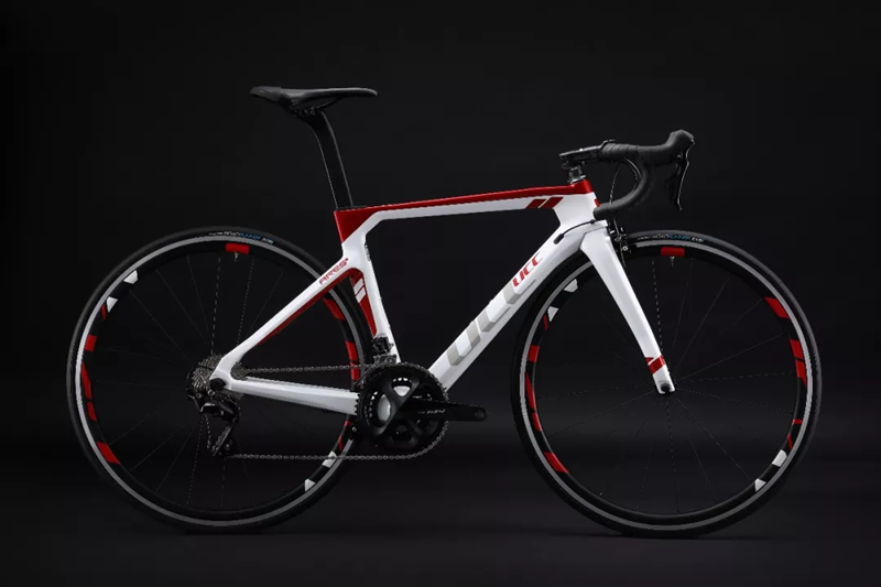 UCC Ares,UCC���г�