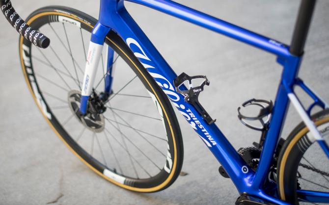 车手战车 道达尔-直接能源车队的Wilier Zero SLR