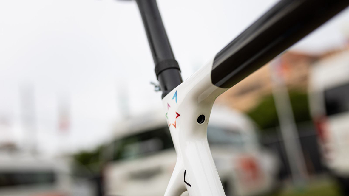 车手战车 多塞特的FACTOR VAM