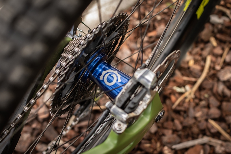 Pivot Switchblade 29