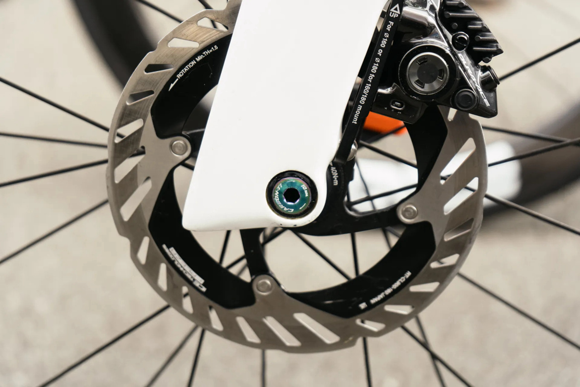 器材盛宴 环多菲内上的车手战车