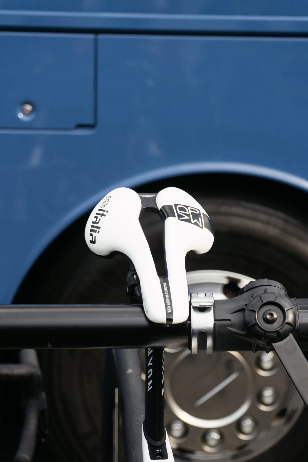 器材盛宴 环多菲内上的车手战车