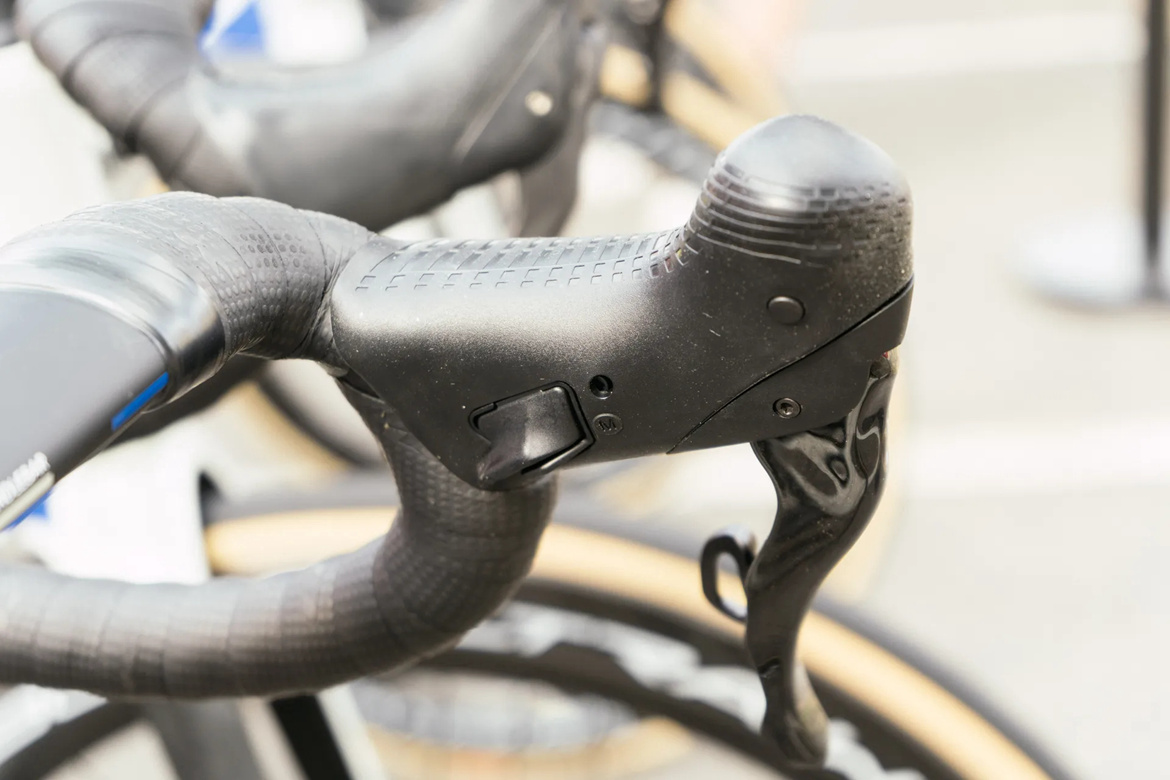 器材盛宴 环多菲内上的车手战车