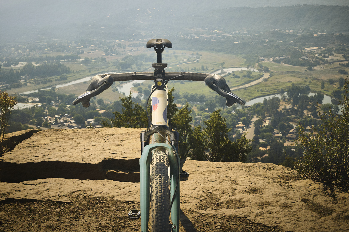 瓜车探险新纪元 Trek发布首款全避震Gravel