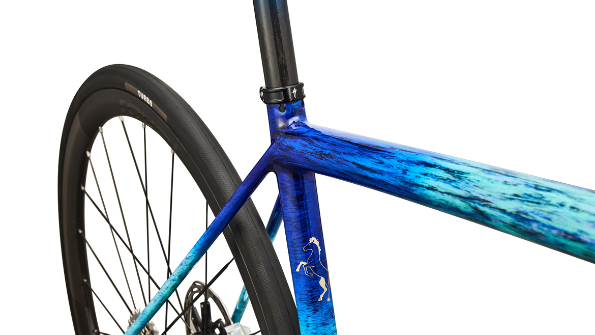 ����Ƹ�´� ���������� ���緢������������������װ��