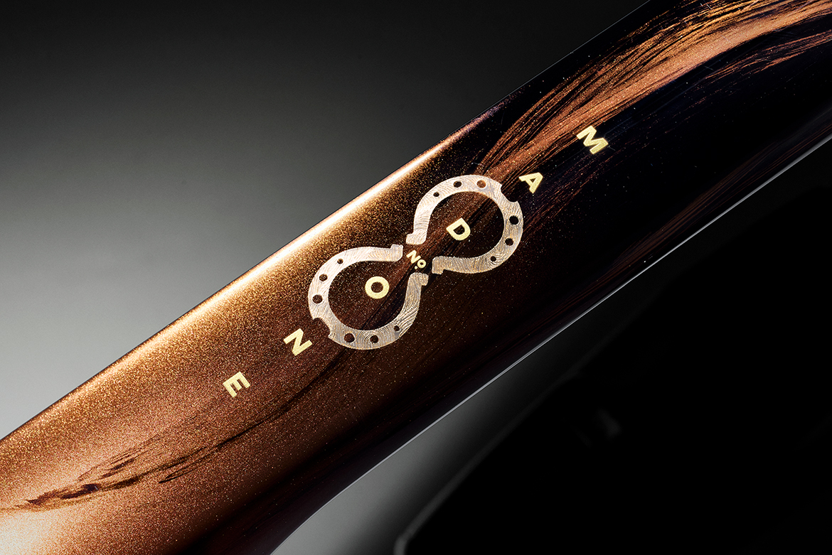 TREK推出Project One ICON Palomino “马动骁腾” 中国马年涂装 TREK推出Project One ICON Palomino “马动骁腾” 中国马年涂装