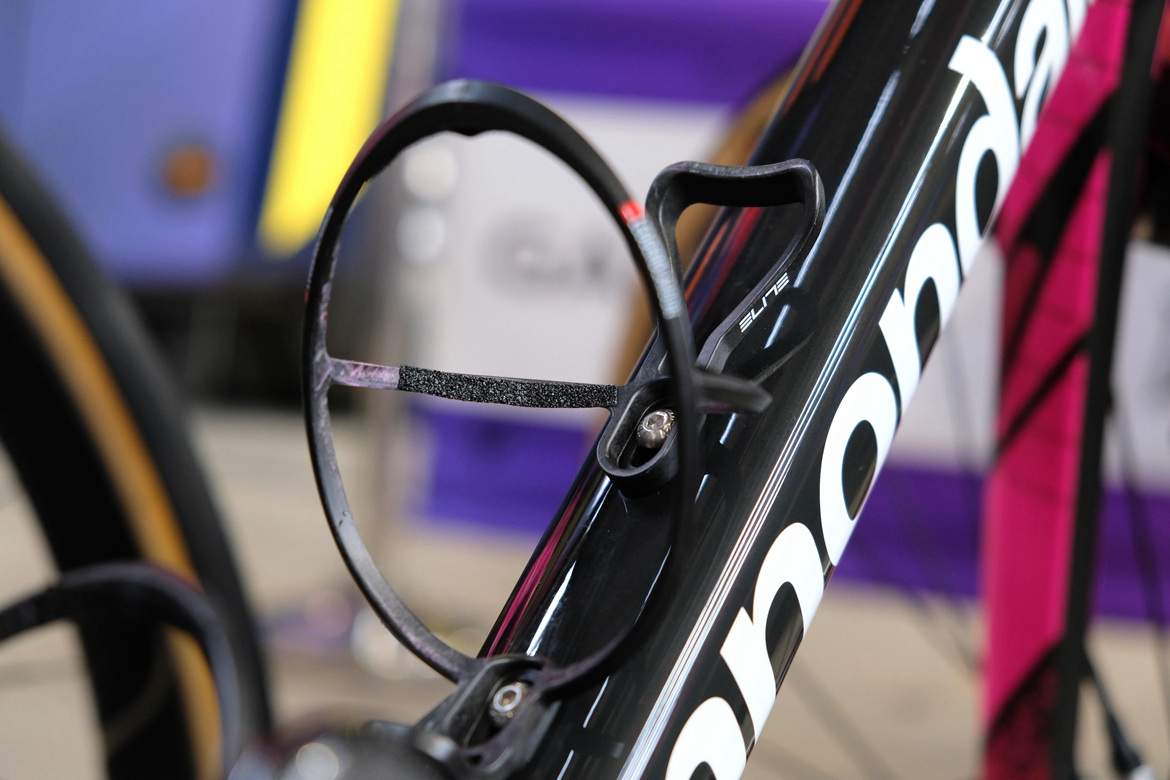 器材盛宴 新闻报环赛上的装备器材