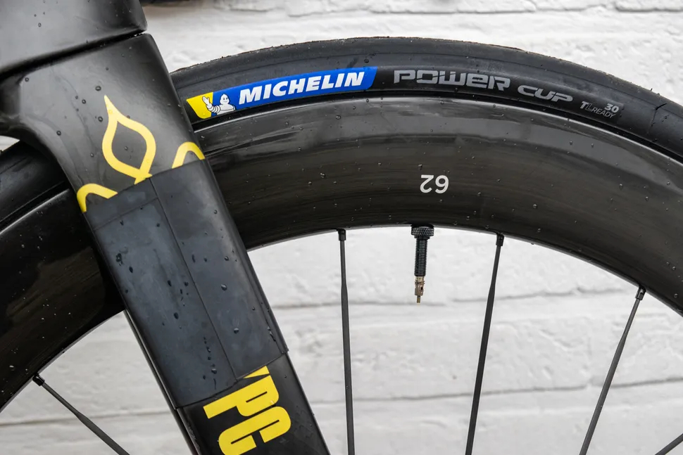 车手战车 现代冒险车队的FACTOR战车