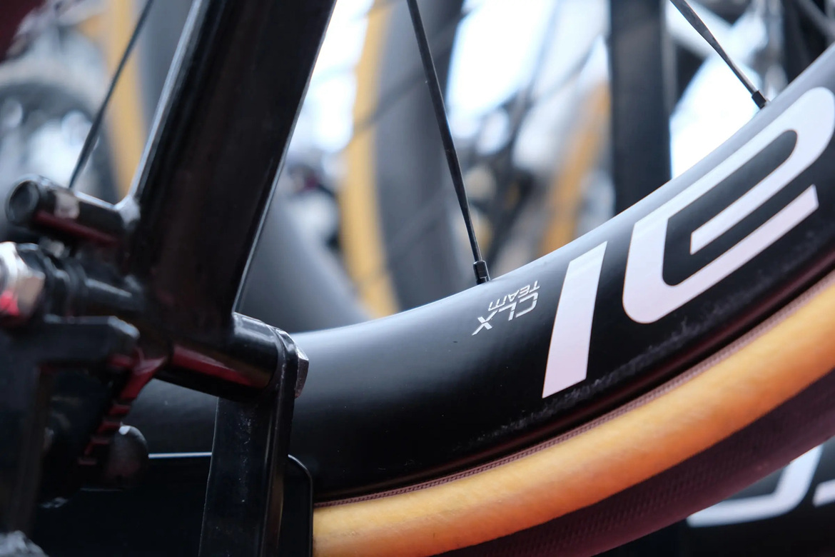 器材盛宴 环弗兰德斯上的装备与器材