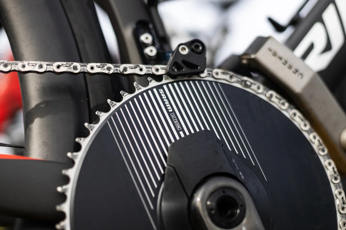 器材盛宴 巴黎-鲁贝上的装备与器材