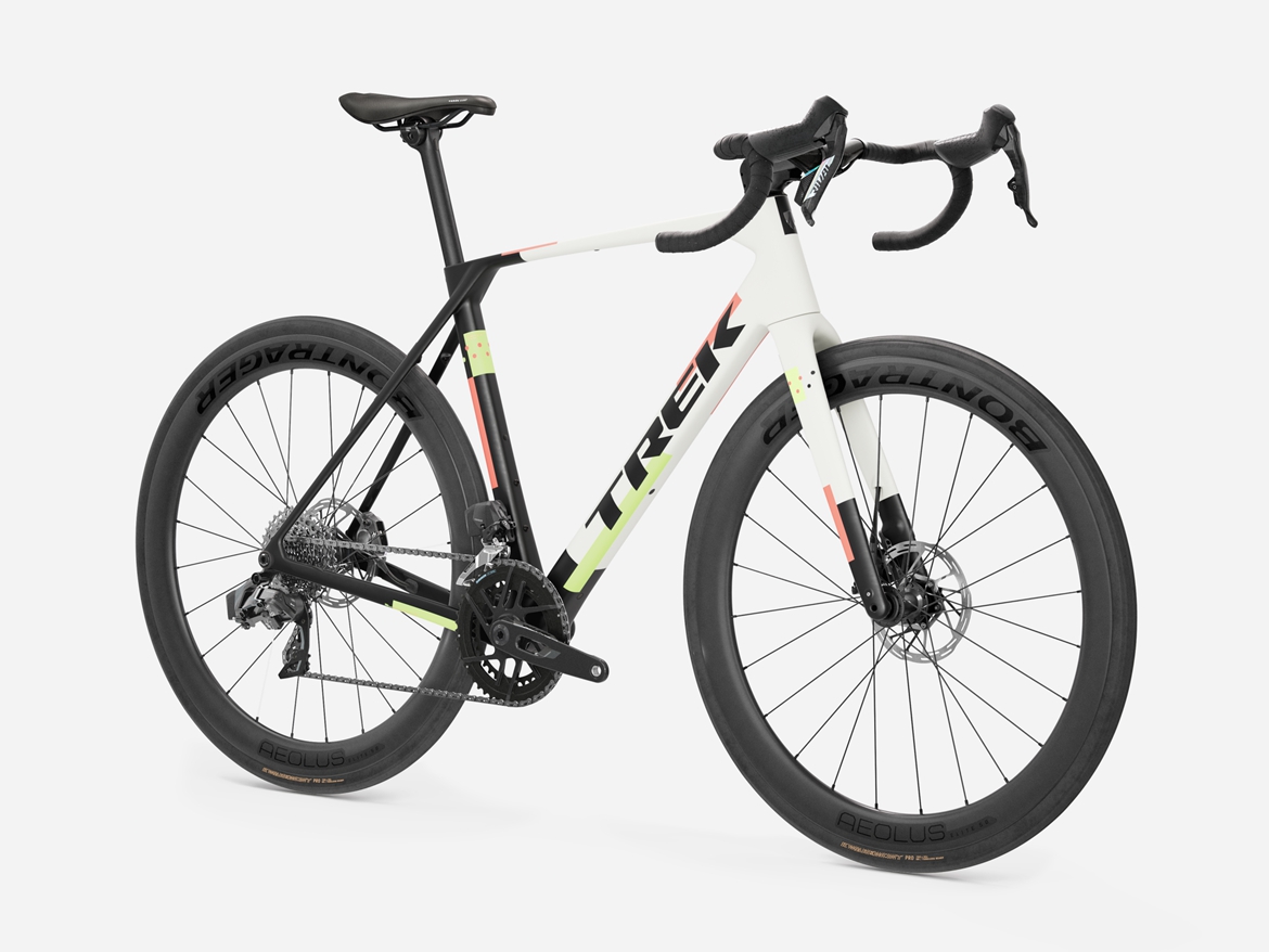 以简约致敬经典 TREK发布全新第五代 Domane 耐力公路车