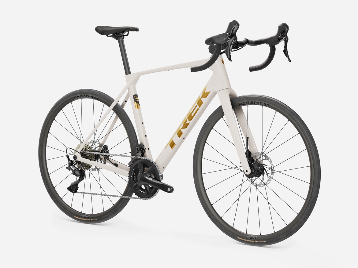 以简约致敬经典 TREK发布全新第五代 Domane 耐力公路车